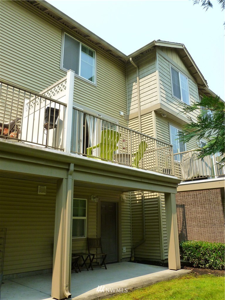 15325 Southeast 155th Place, Unit I2 Renton, WA 98058 - Photo 23 of 24 Gallery Image 23