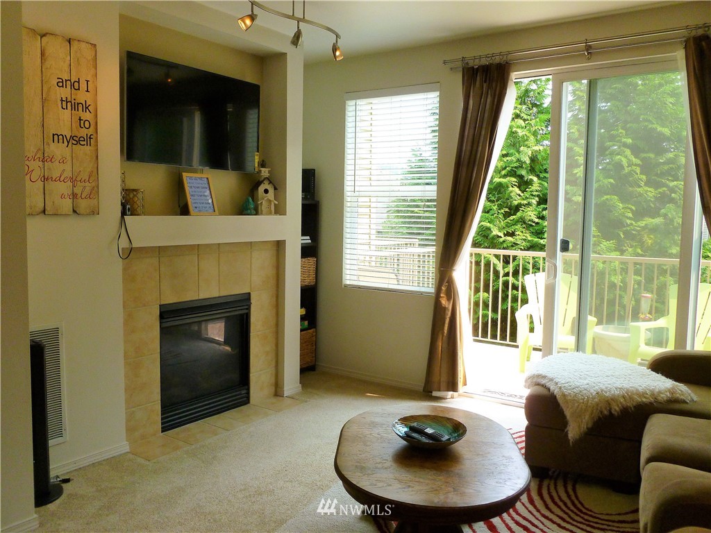 15325 Southeast 155th Place, Unit I2 Renton, WA 98058 - Photo 5 of 24 Gallery Image 5