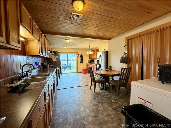 $175,000 | 2099 East Gardner Lane, Madison, IN 47250