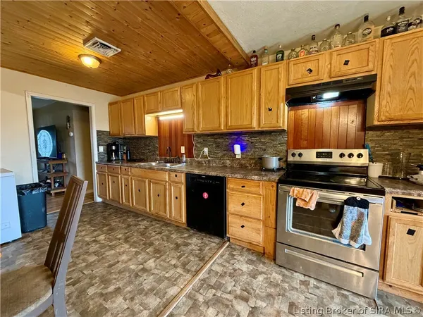 $175,000 | 2099 East Gardner Lane, Madison, IN 47250