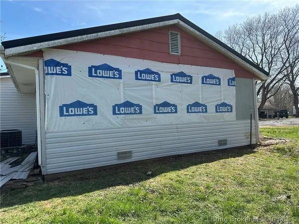 $175,000 | 2099 East Gardner Lane, Madison, IN 47250
