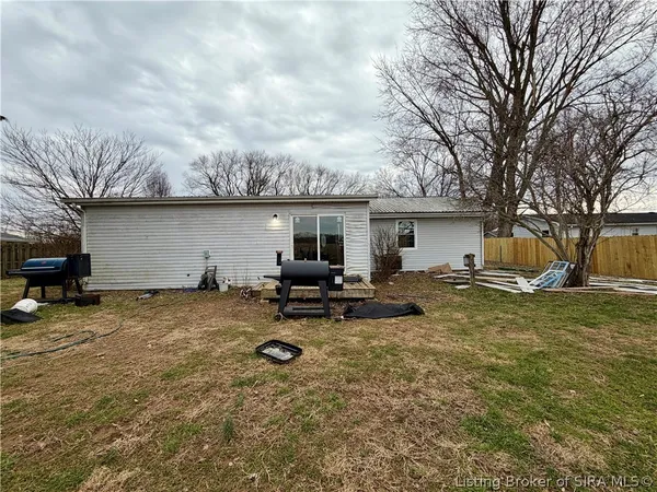 $175,000 | 2099 East Gardner Lane, Madison, IN 47250