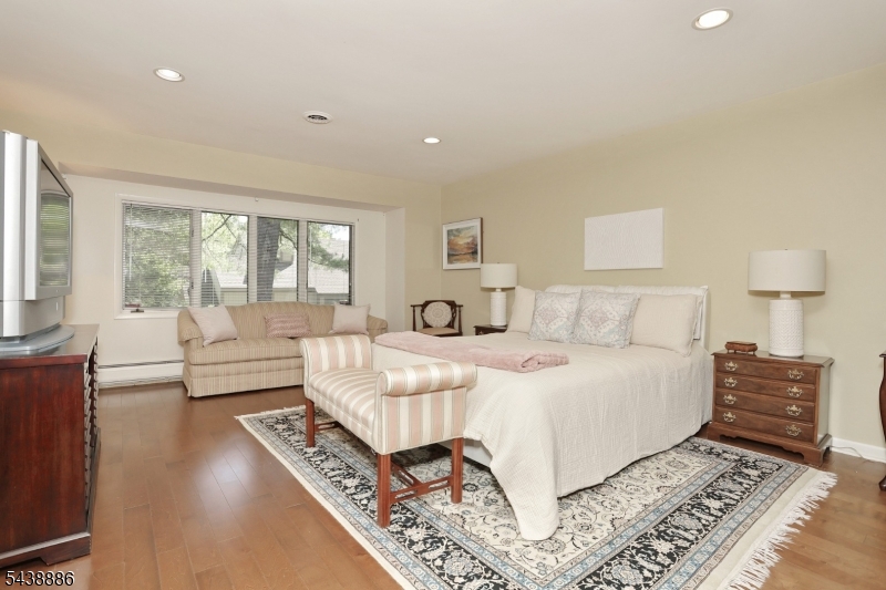 504 Aspen Lane Wyckoff, NJ 07481 - Photo 22 of 40