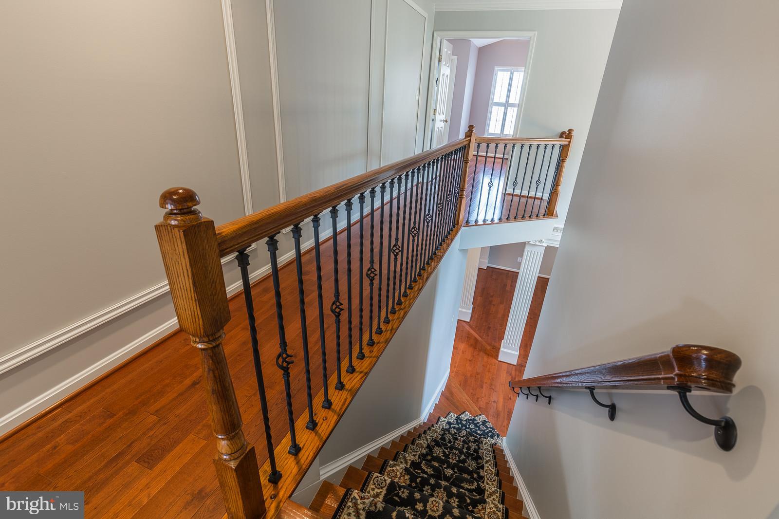 43553 Dempsey Lane Chantilly, VA 20152 - Photo 13 of 30 a view of entryway with wooden floor