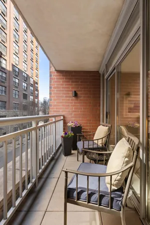 $1,150,000 | 1125 Maxwell Lane, Unit 222, Hoboken, NJ 07030