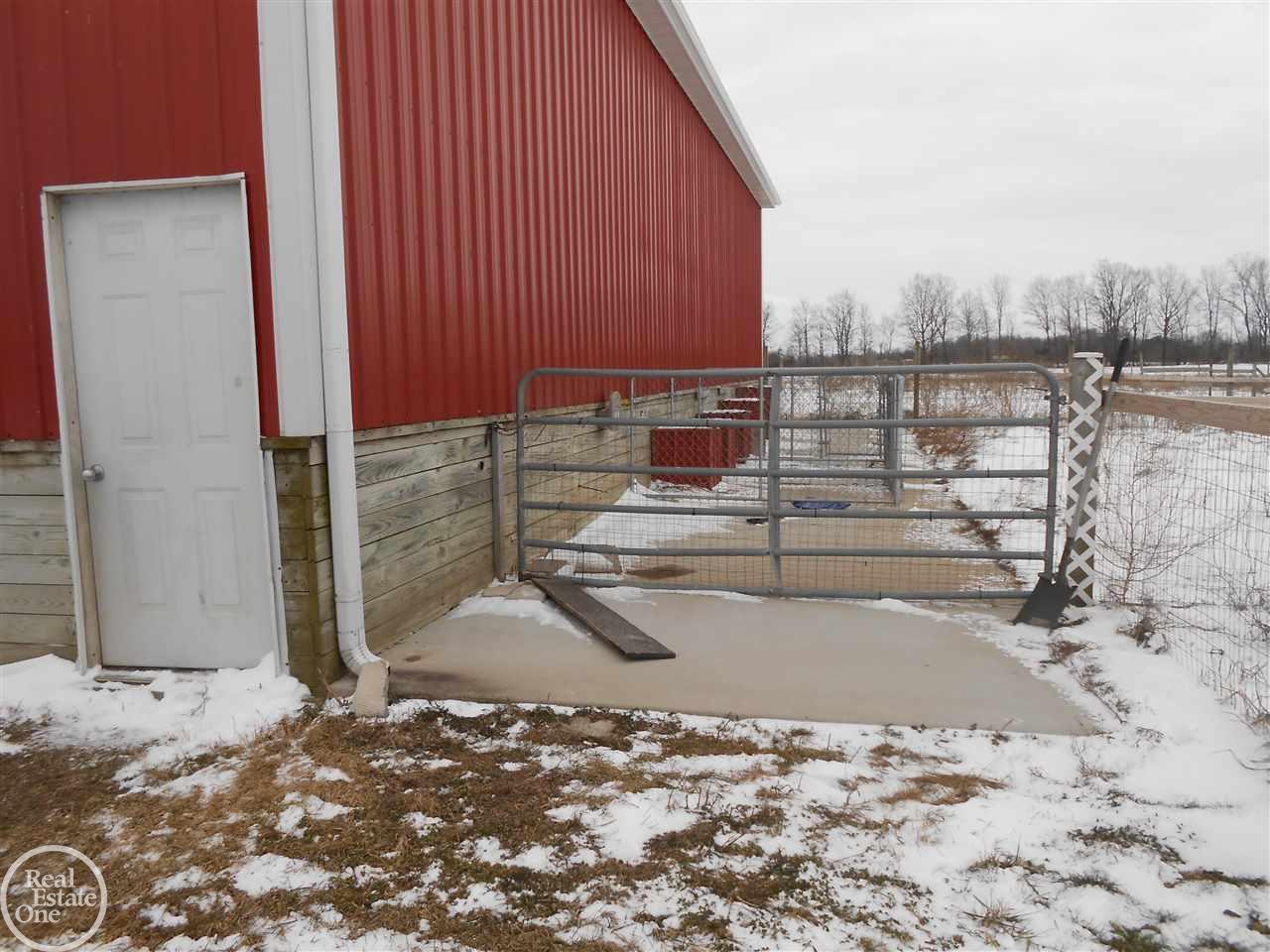 2848 Galbraith Line Road Yale, MI 48097 - Photo 28 of 33
