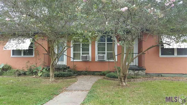 $1,250 | 2152 Stanford Avenue, Baton Rouge, LA 70808