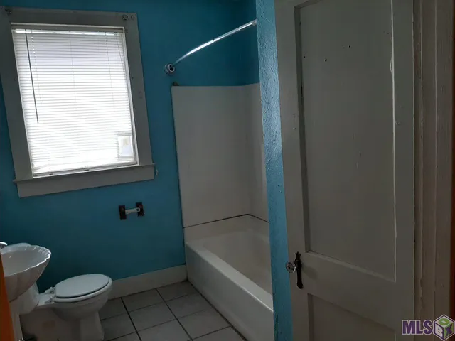 $1,250 | 2152 Stanford Avenue, Baton Rouge, LA 70808