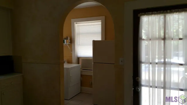 $1,250 | 2152 Stanford Avenue, Baton Rouge, LA 70808