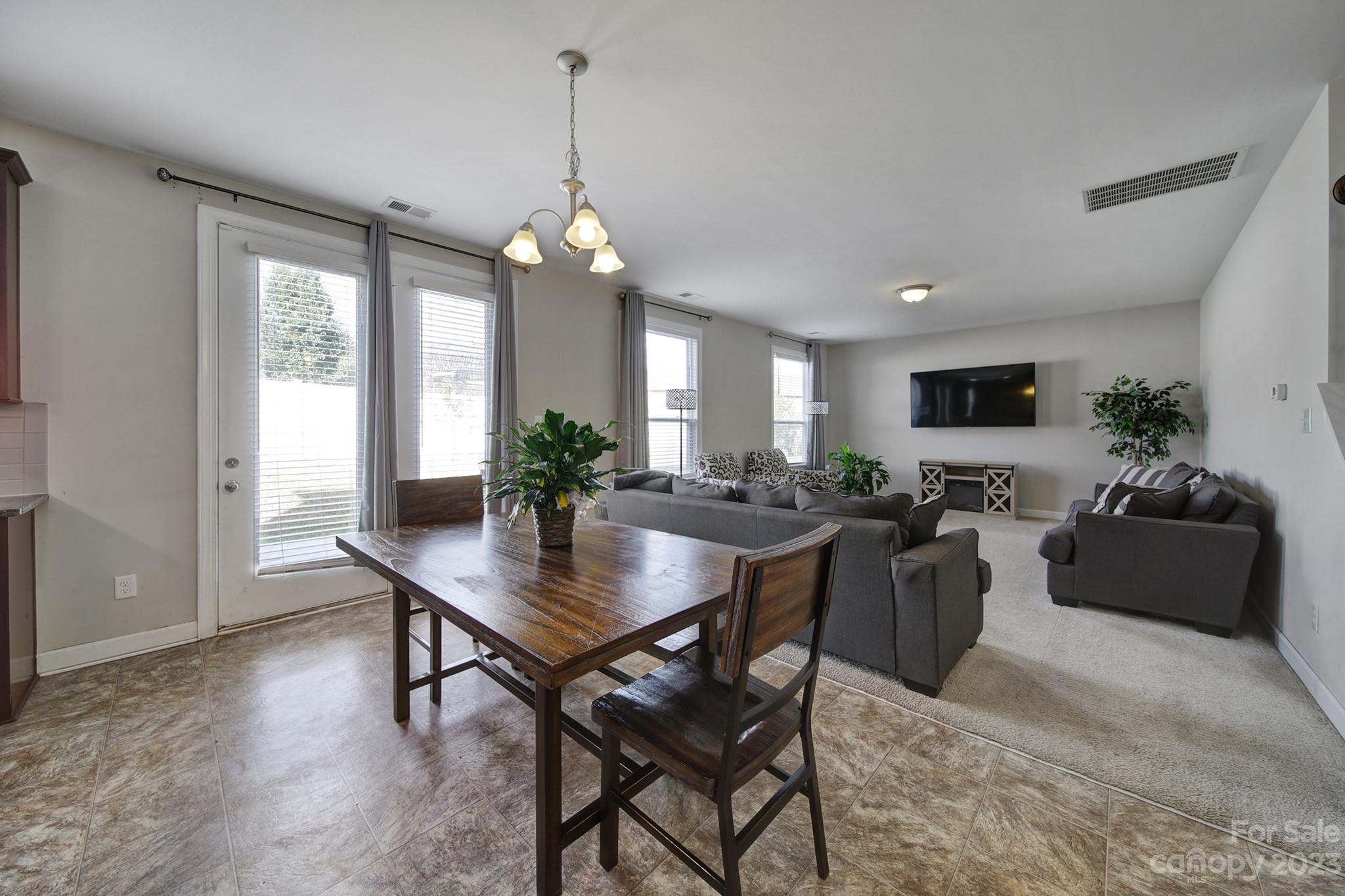 4316 Hubbard Road Charlotte, NC 28269 - Photo 13 of 46
