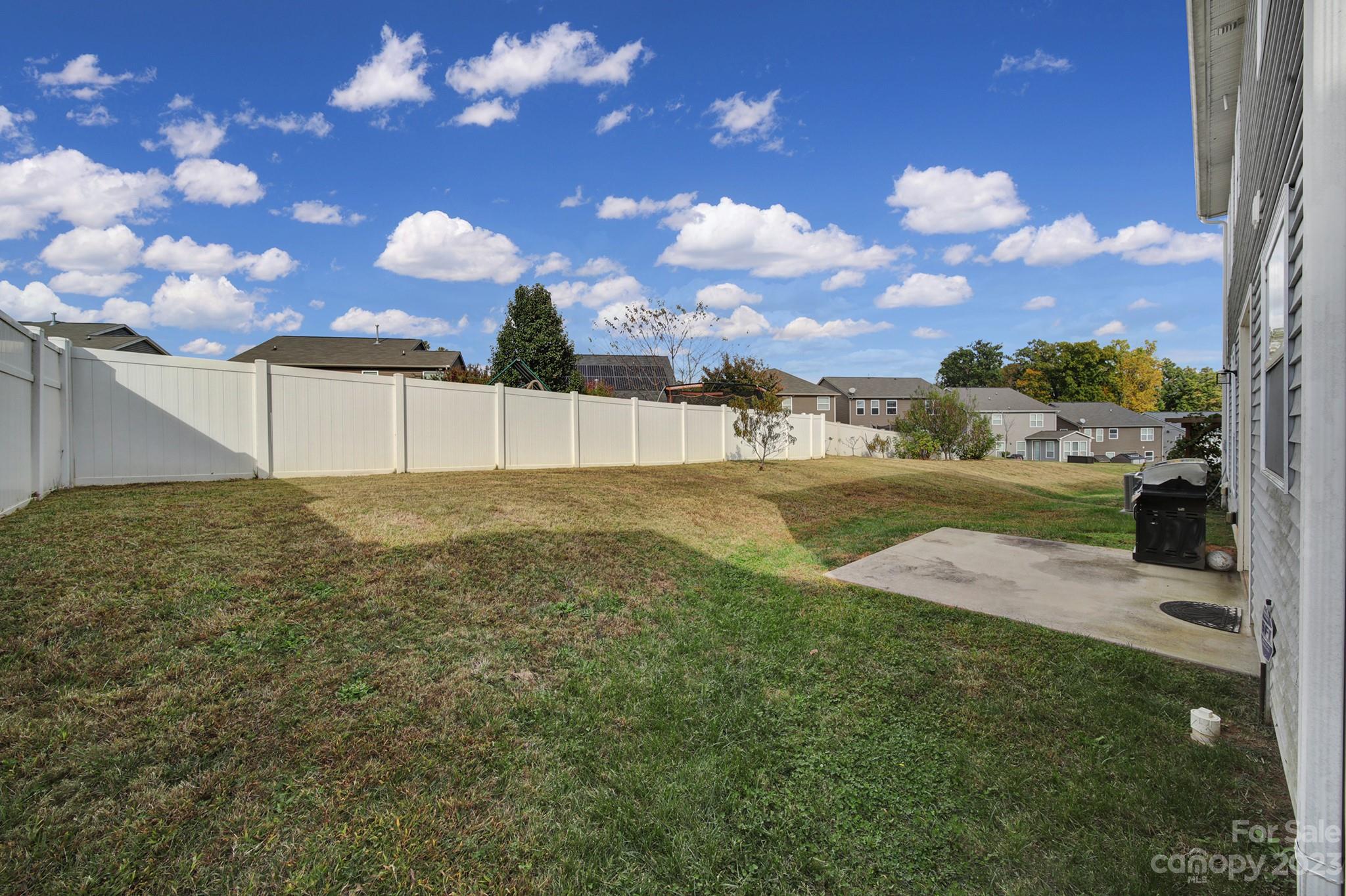 4316 Hubbard Road Charlotte, NC 28269 - Photo 39 of 46