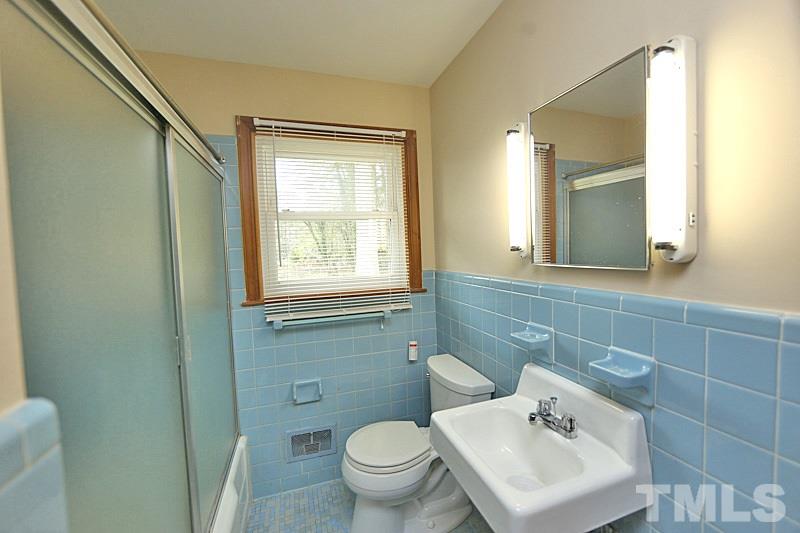 711 Ferris Road Durham, NC 27704 - Photo 10 of 14 Gallery Image 10