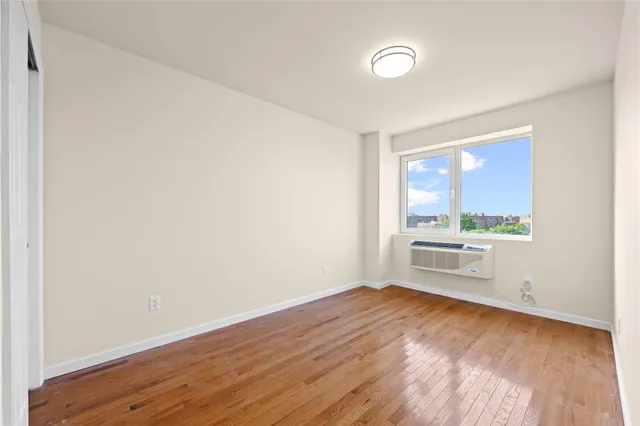 $767,000 | 91-23 Corona Avenue, Unit 4A | Elmhurst