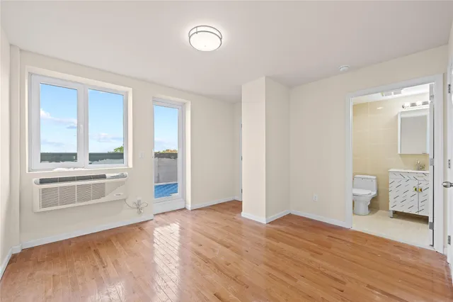 $767,000 | 91-23 Corona Avenue, Unit 4A | Elmhurst