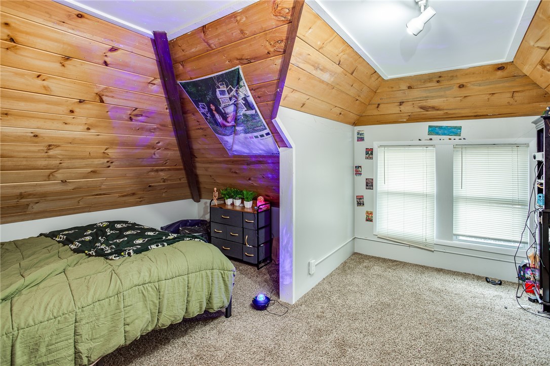 395 University Avenue Rochester, NY 14607 - Photo 14 of 46