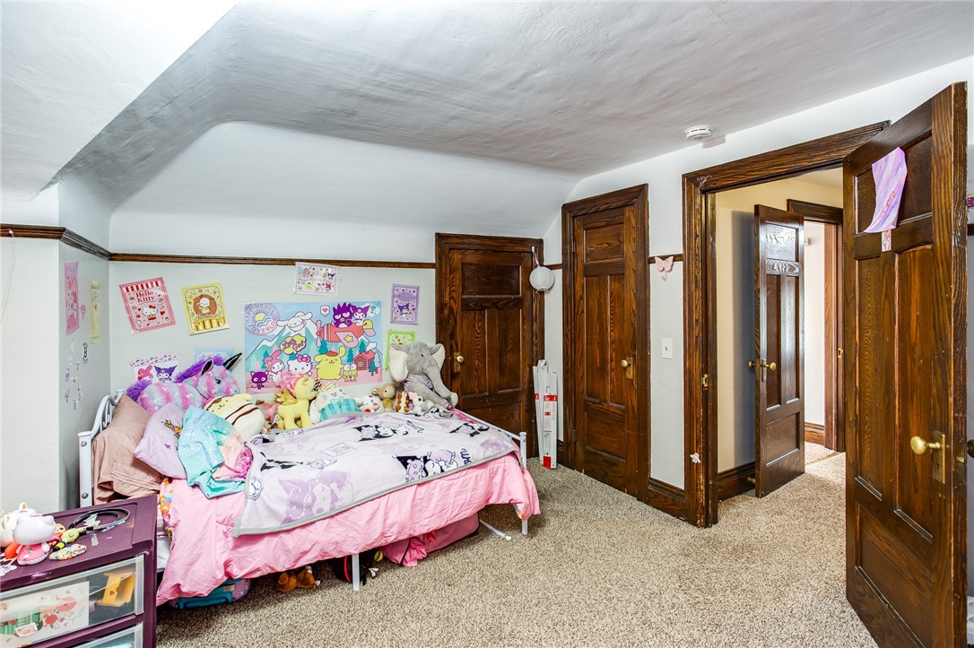 395 University Avenue Rochester, NY 14607 - Photo 18 of 46