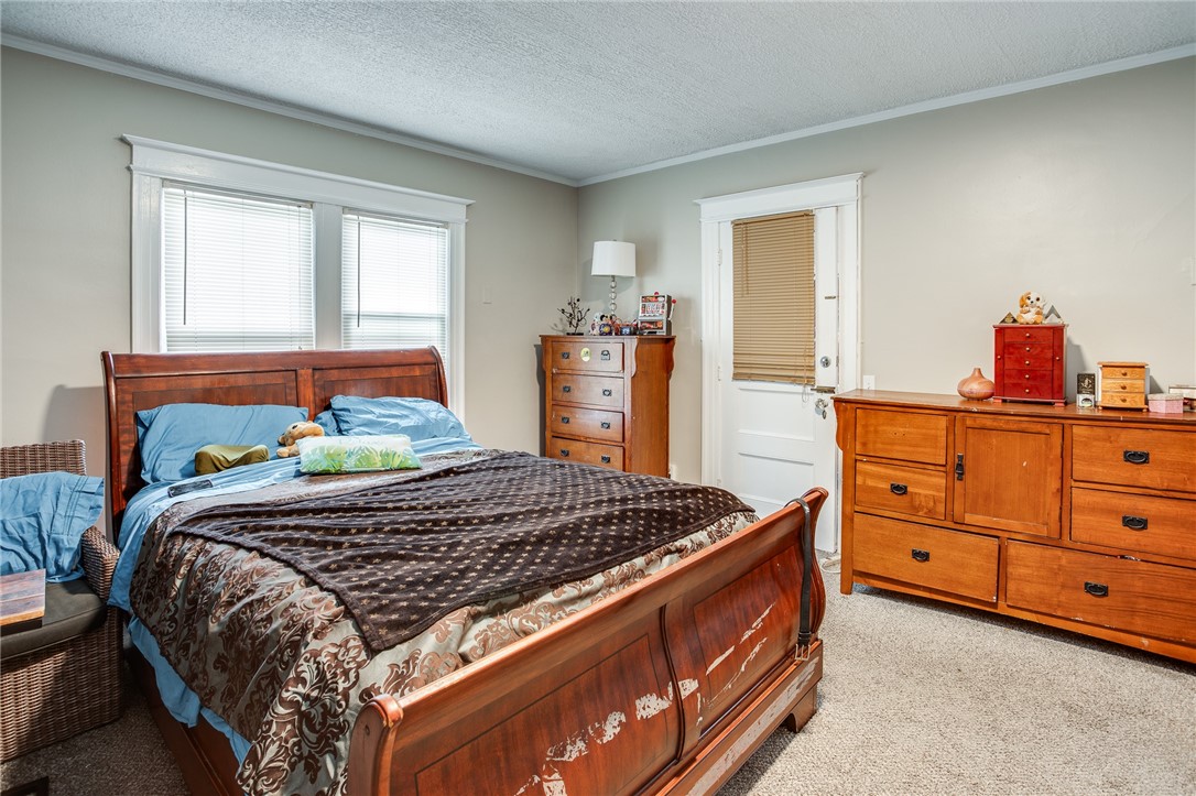 395 University Avenue Rochester, NY 14607 - Photo 22 of 46