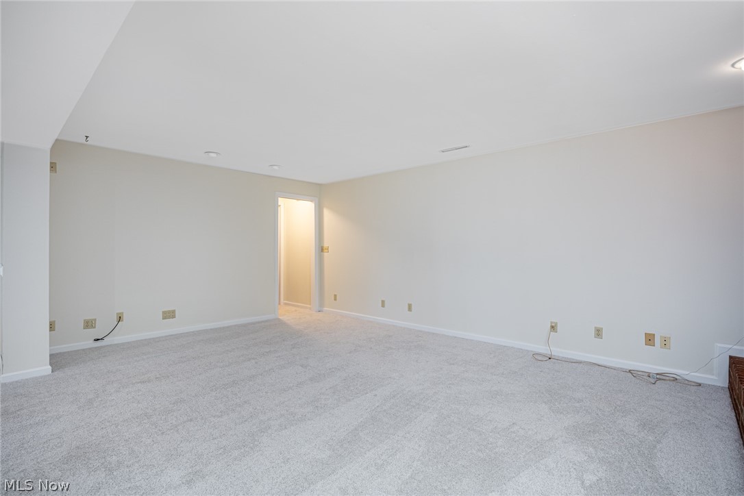 2175 Cambridge Road Coshocton, OH 43812 - Photo 40 of 43