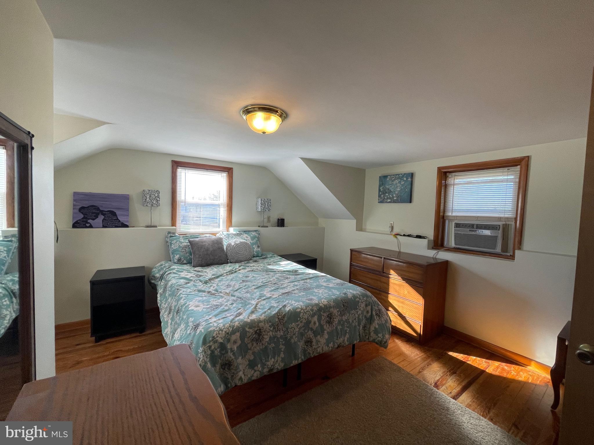 13186 Edgemont Road Smithsburg, MD 21783 - Photo 23 of 40 Bedroom #1