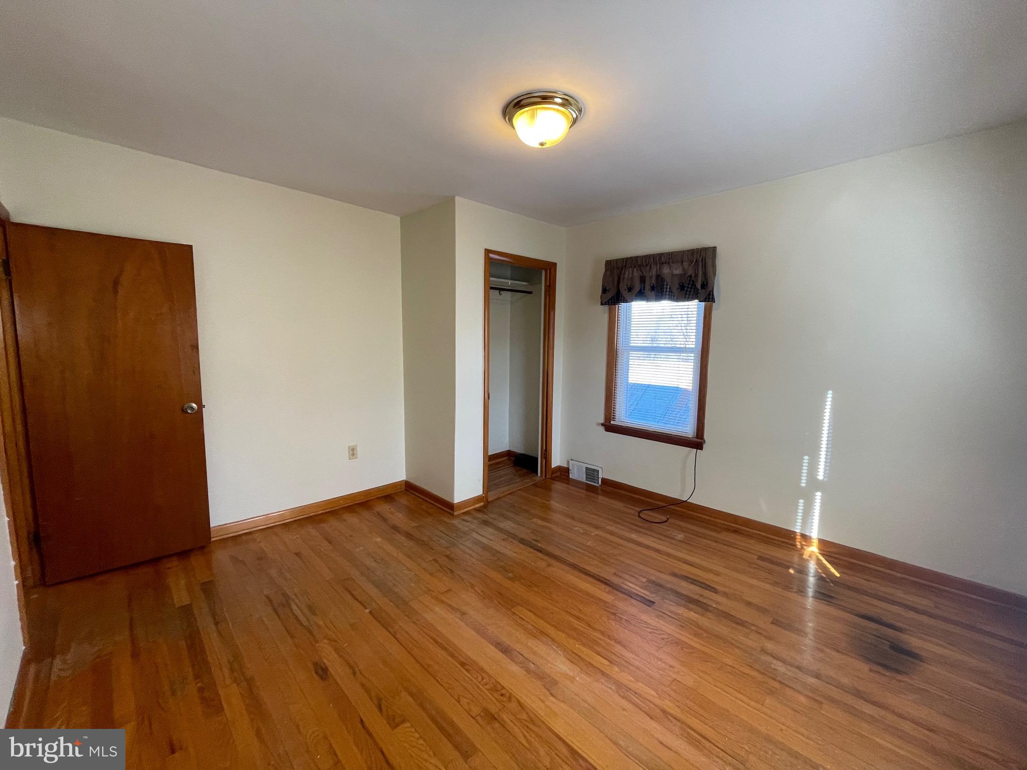 13186 Edgemont Road Smithsburg, MD 21783 - Photo 32 of 40 Bedroom #3
