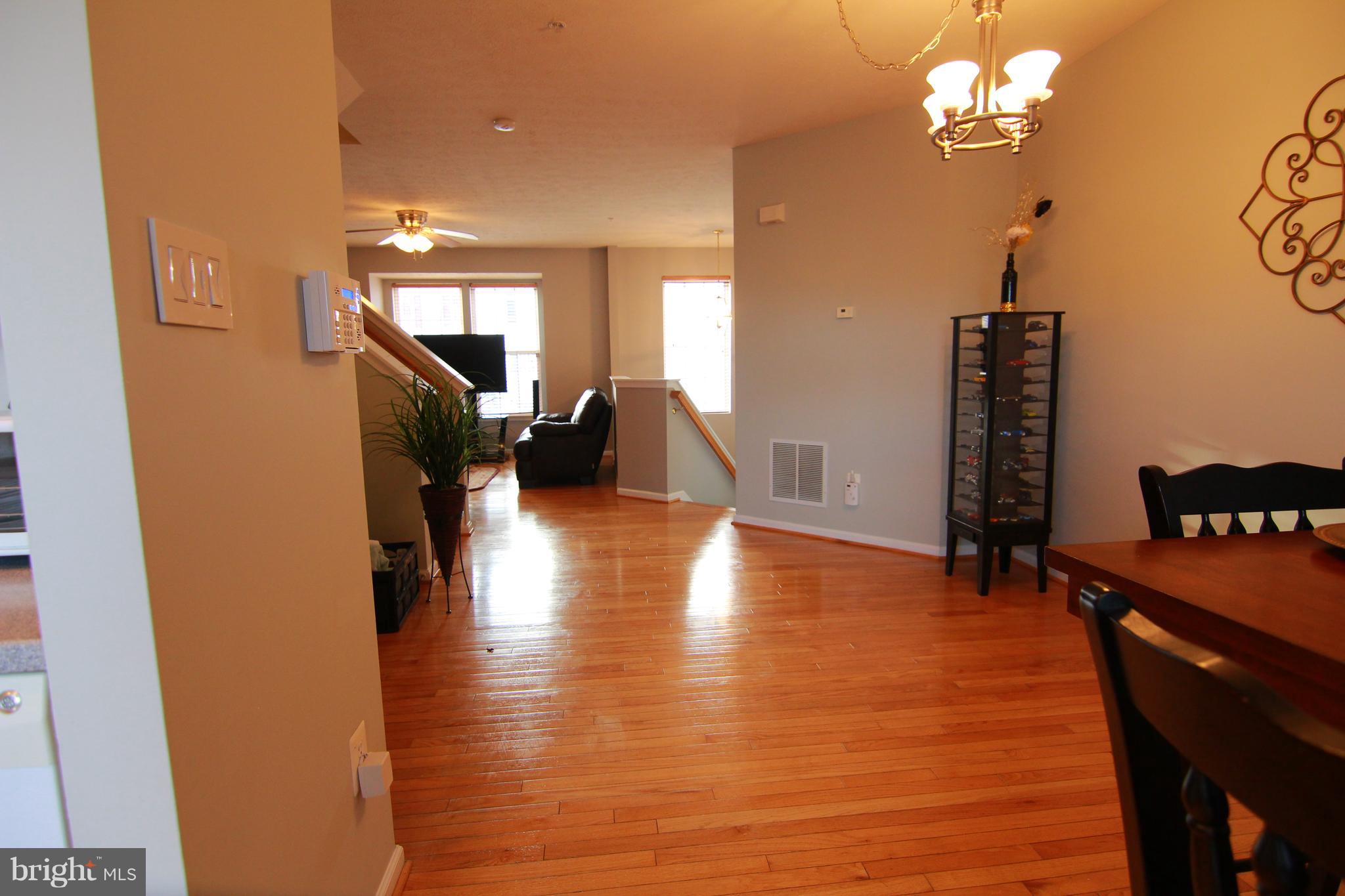 827 Lowe Road Baltimore, MD 21220 - Photo 2 of 30