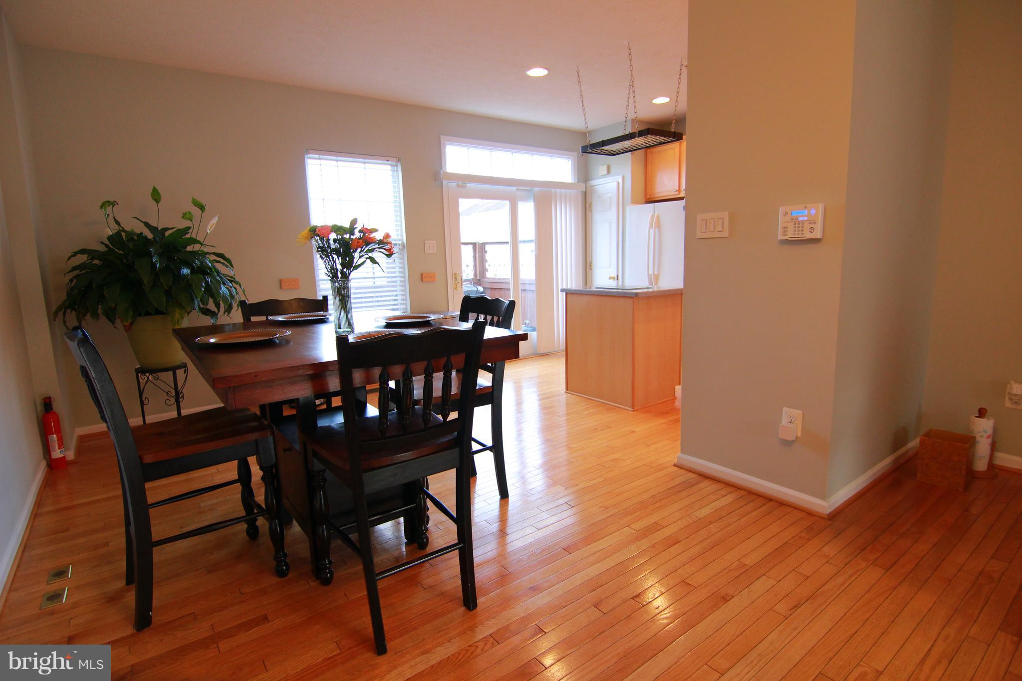 827 Lowe Road Baltimore, MD 21220 - Photo 5 of 30
