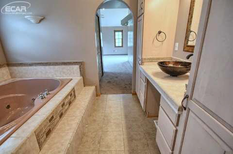 14265 Cole Road Linden, MI 48451 - Photo 14 of 26 20422614-13.JPG