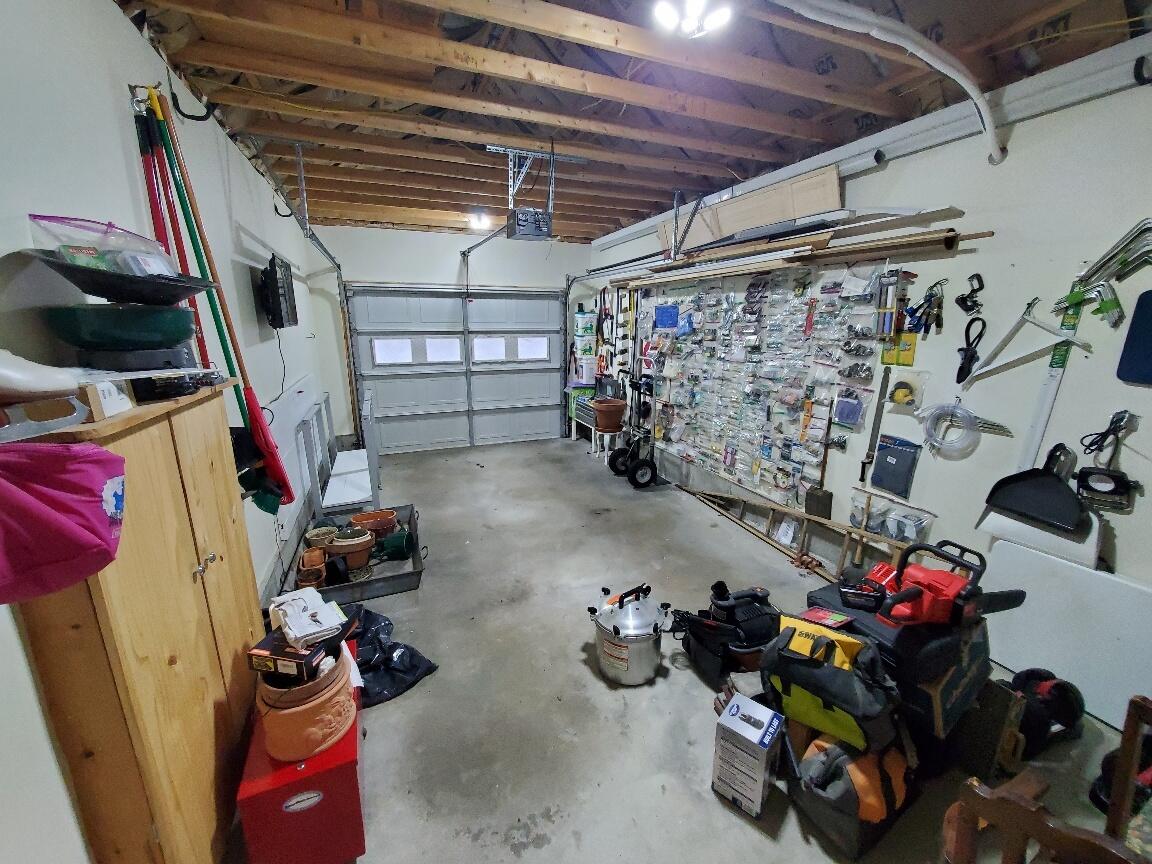 826 Ohio Street, Unit 5 Bangor, ME 04401 - Photo 45 of 52 1C attached garage