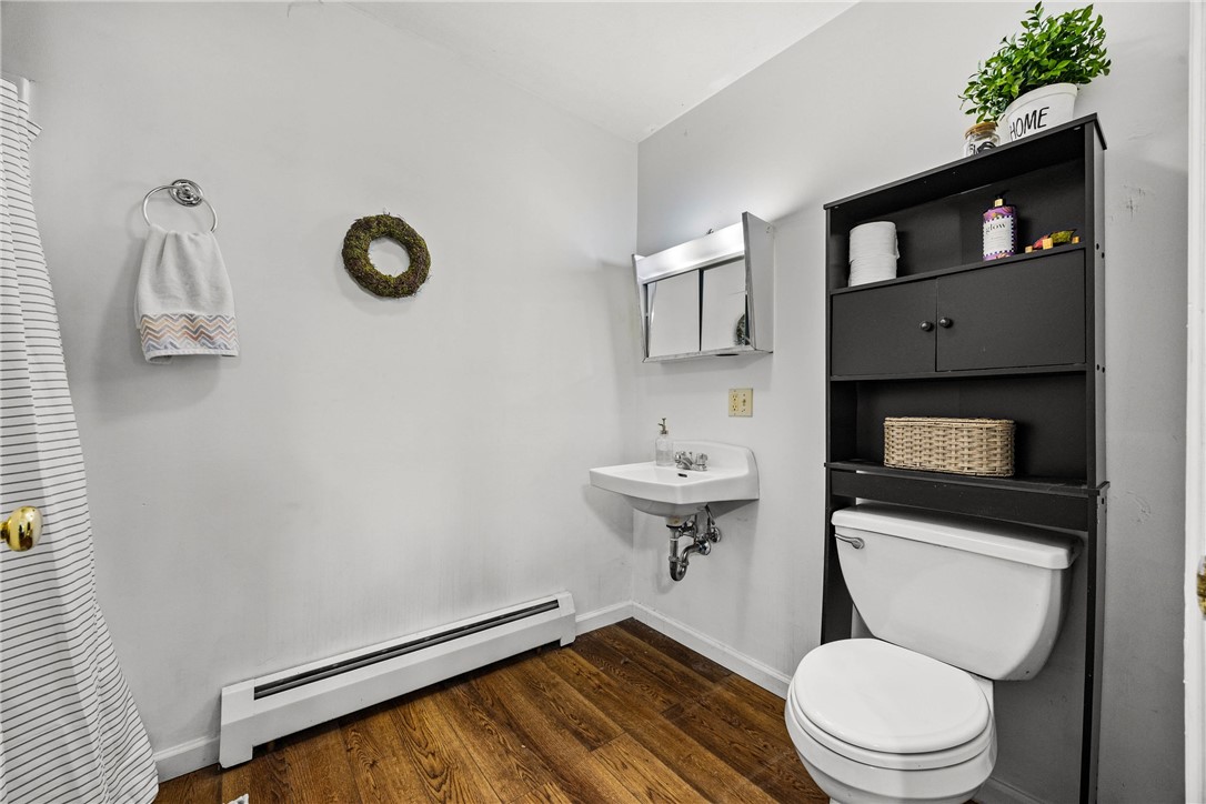 1595 Gravel Road Seneca Falls, NY 13148 - Photo 26 of 47 Primary Suite Bathroom