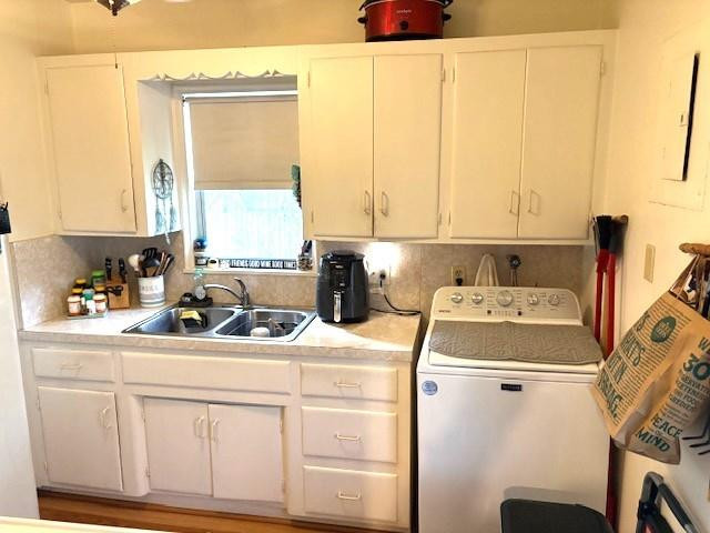 44 Southwest 5th Street Dania Beach, FL 33004 - Photo 17 of 43 a utility room with dryer and washer