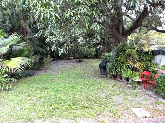 44 Southwest 5th Street Dania Beach, FL 33004 - Photo 37 of 43 a view of outdoor space and garden