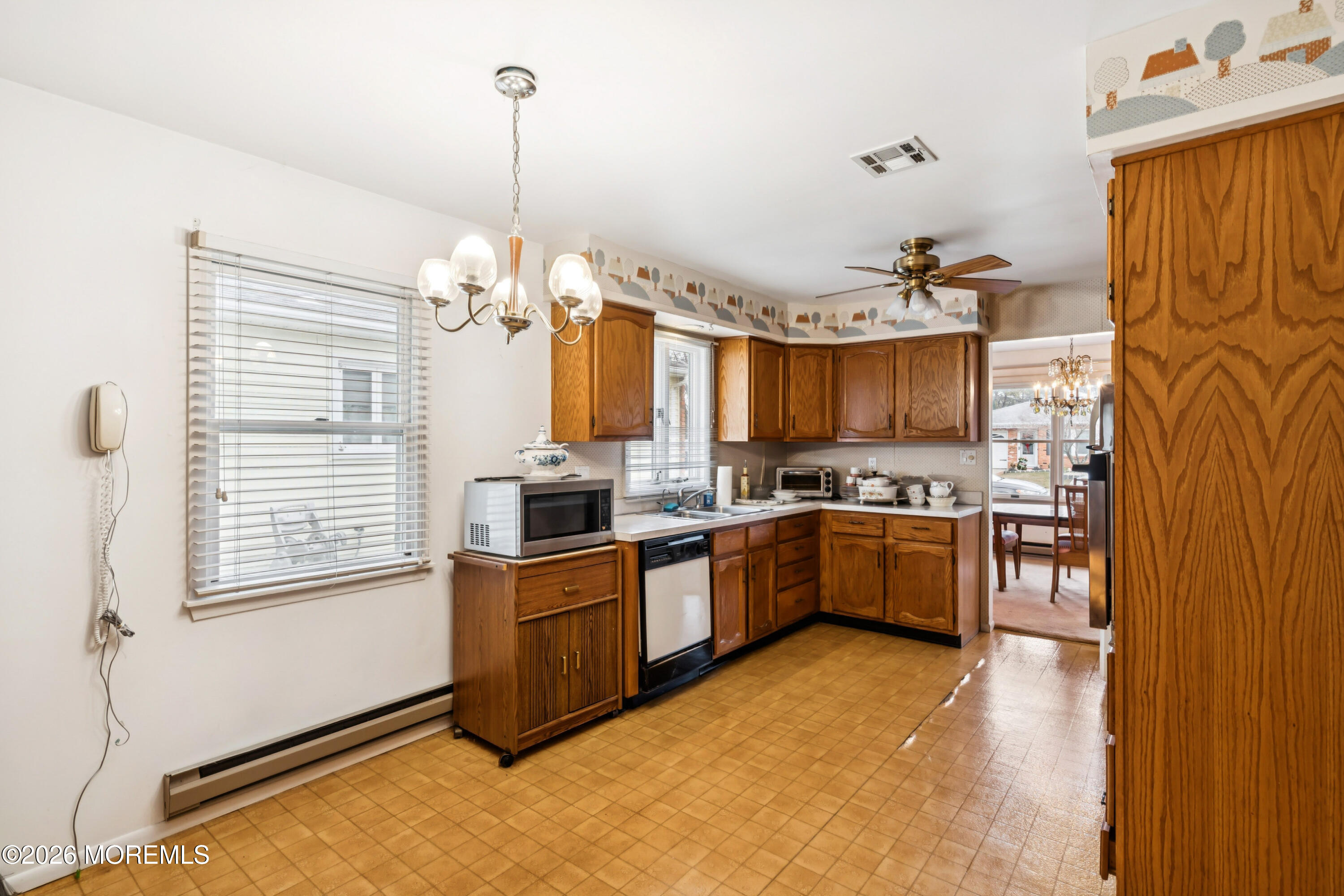 101 Meadowbrook Road Brick, NJ 08723 - Photo 13 of 25 Kitchen