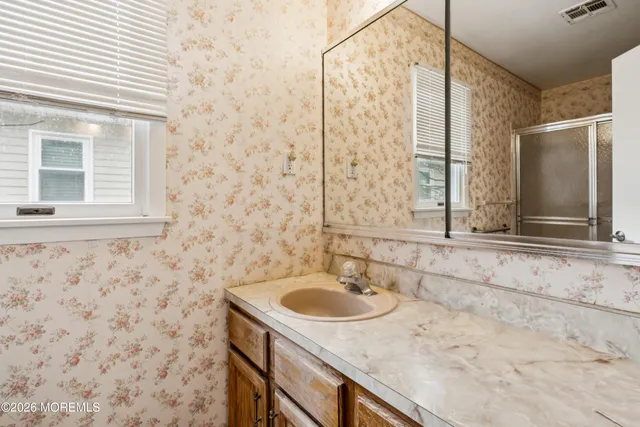 $375,000 | 101 Meadowbrook Road, Brick, NJ 08723