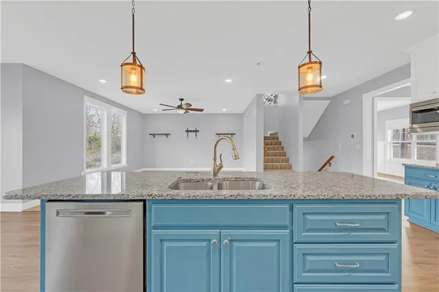 $630,000 | 868 Southeast 265 Road, Knob Noster, MO 65336