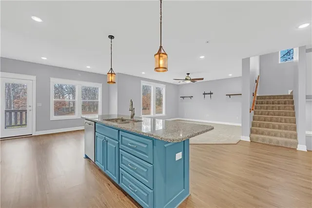 $630,000 | 868 Southeast 265 Road, Knob Noster, MO 65336