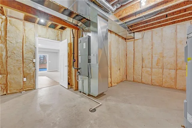 $630,000 | 868 Southeast 265 Road, Knob Noster, MO 65336