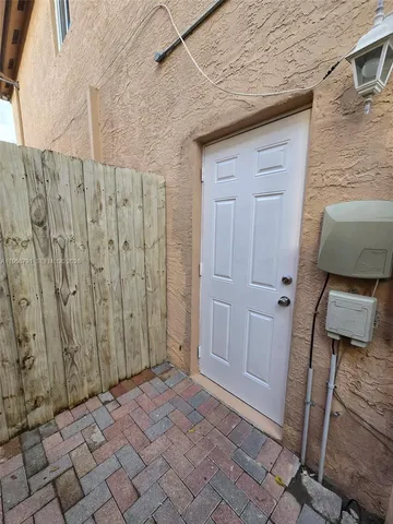 $1,400 | Milon Venture, Miami, FL 33196