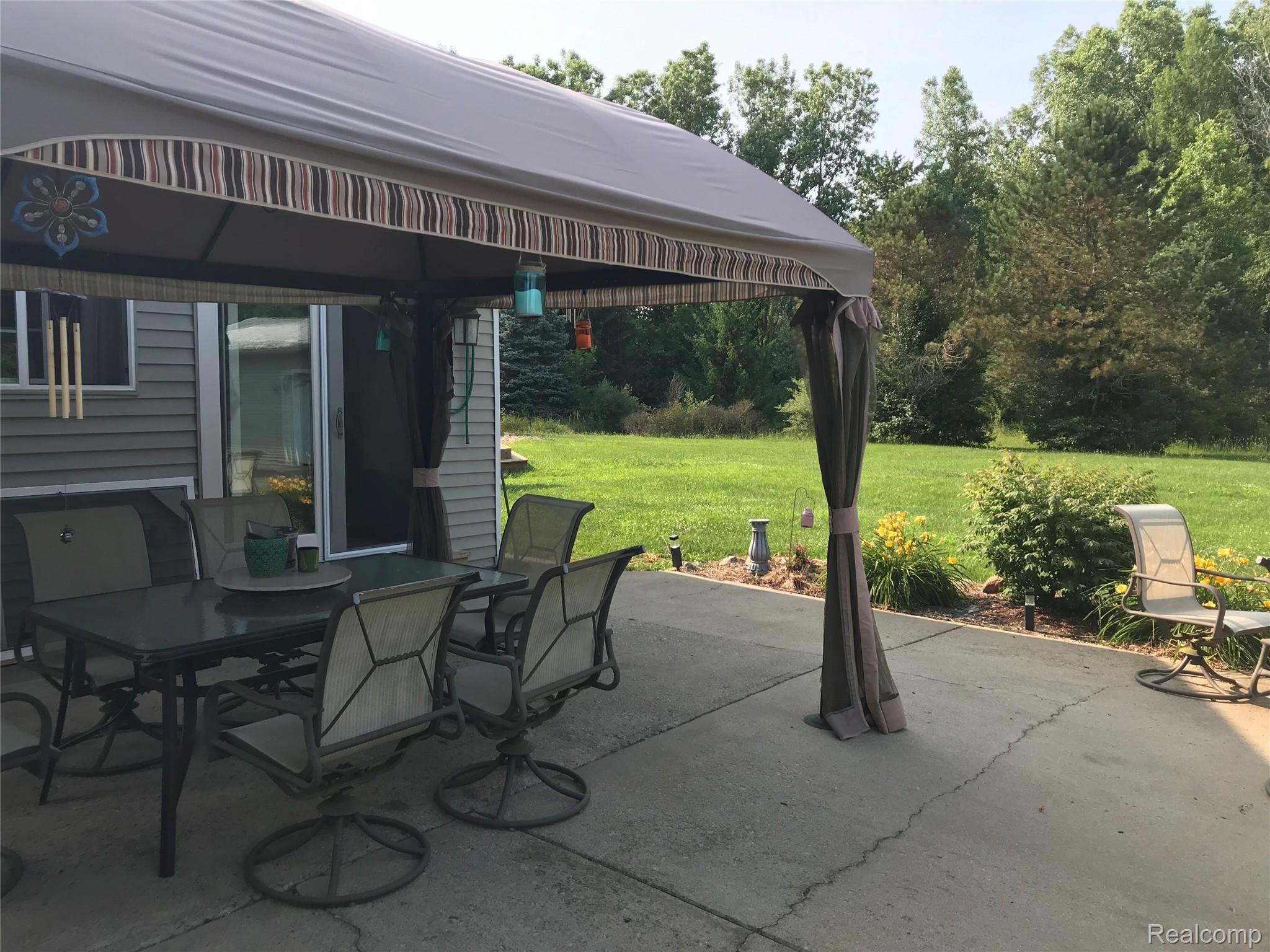 10236 West Sober Road Perry, MI 48872 - Photo 8 of 75 BAD0D97F-D76C-4A65-A9C3-7CEE143C6730.jpeg