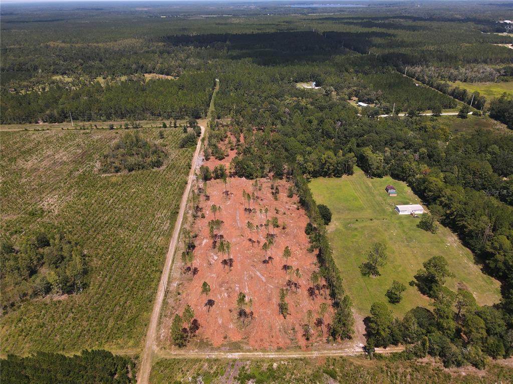 1475 Northeast Rd Gainesville Road Waldo, FL 32694 - Photo 10 of 22 a view of lake
