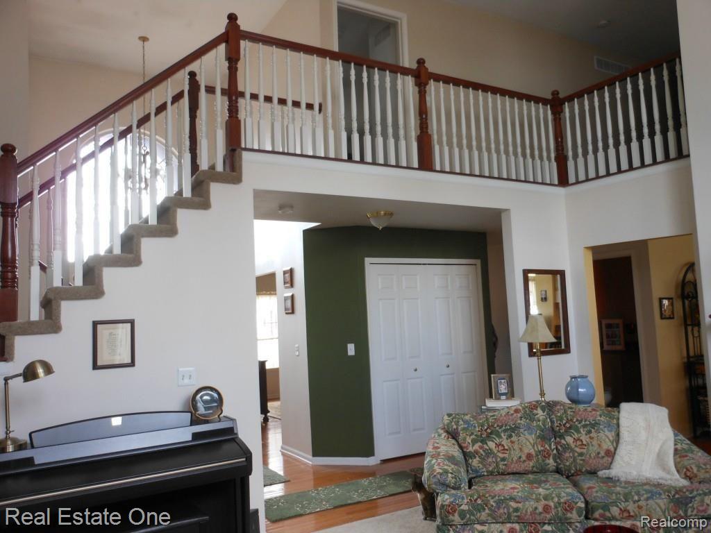 9570 Crown Ridge Road White Lake, MI 48386 - Photo 12 of 30 DSCN1677.jpg