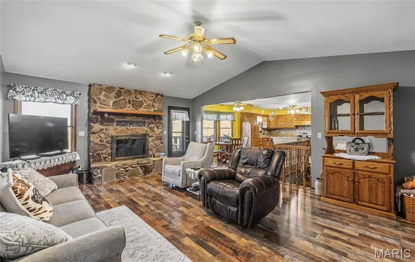 $1,500,000 | 3773 Blocks Branch Road, Owensville, MO 65066