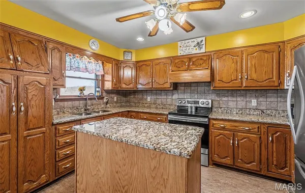 $1,500,000 | 3773 Blocks Branch Road, Owensville, MO 65066