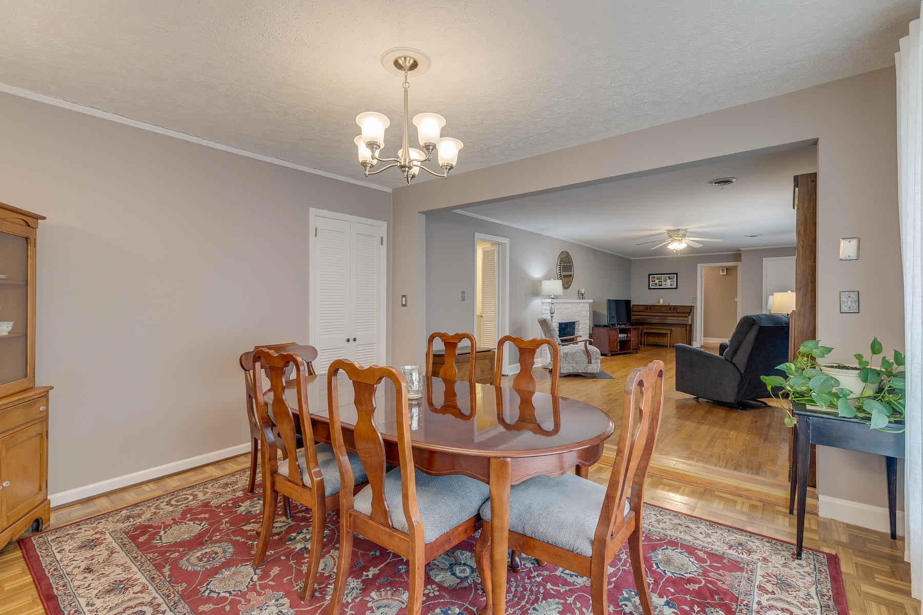445 High Ridge Road Kingsport, TN 37660 - Photo 8 of 40 16-445 High Ridge Rd