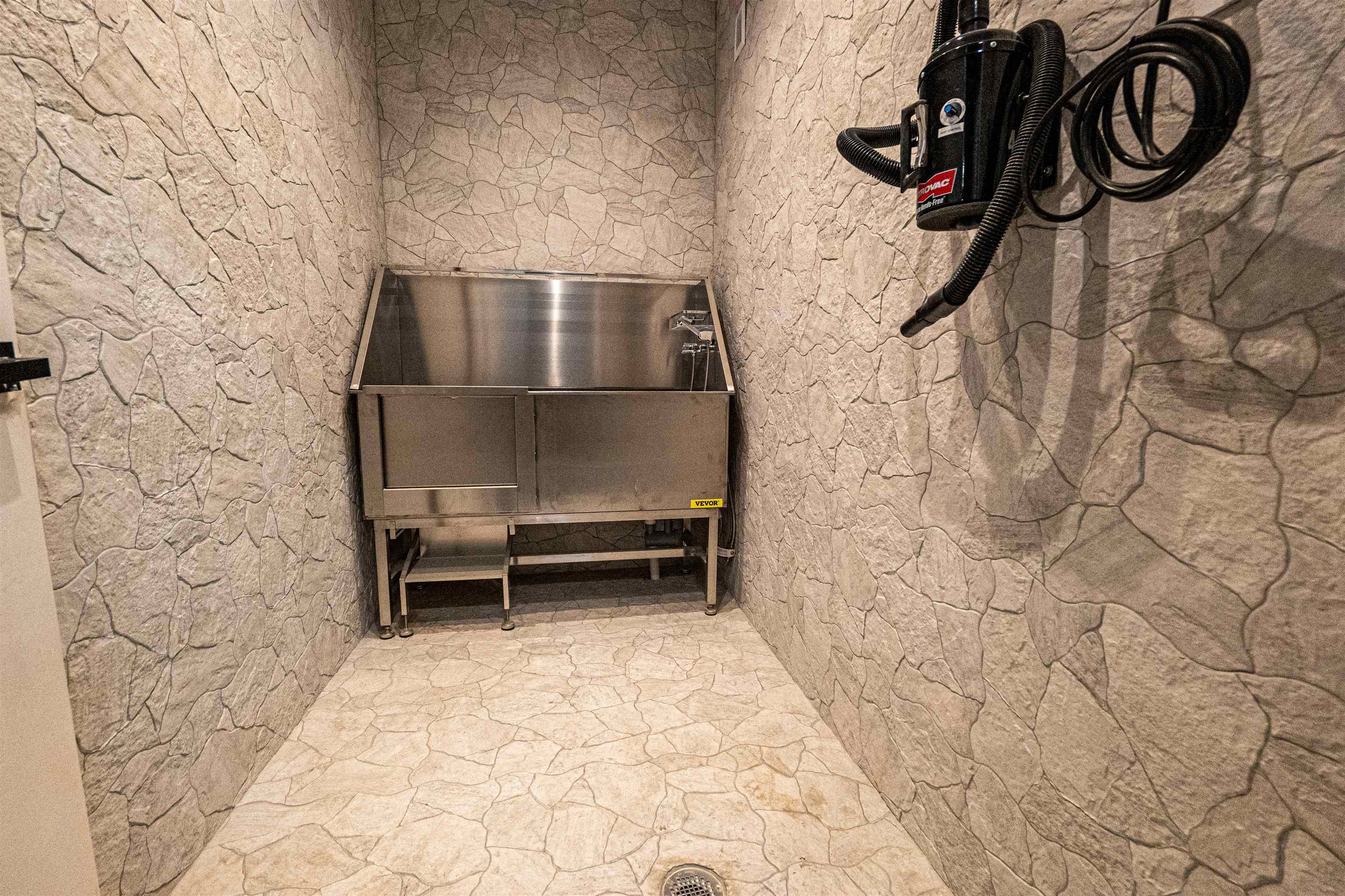 1722 Springfield Avenue, Unit 302 Maplewood, NJ 07040 - Photo 29 of 31 a bathroom with a toilet and a sink