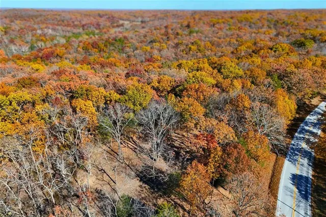 $98,640 | 10 Mm Highway, Warsaw, MO 65355