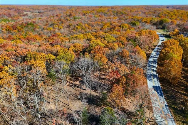 $98,640 | 10 Mm Highway, Warsaw, MO 65355