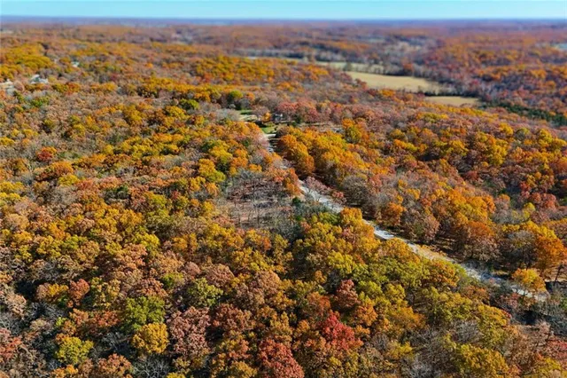 $98,640 | 10 Mm Highway, Warsaw, MO 65355