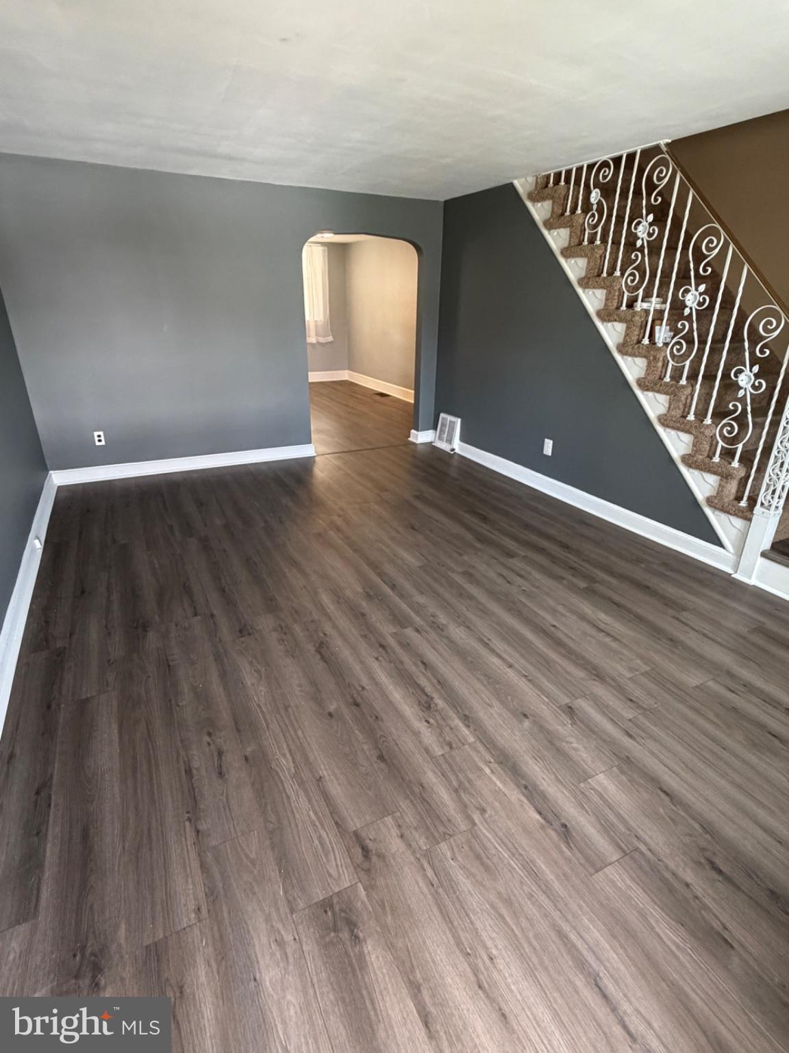1034 Cedarwood Road Glenolden, PA 19036 - Photo 3 of 26 Spacious living area with modern charm.