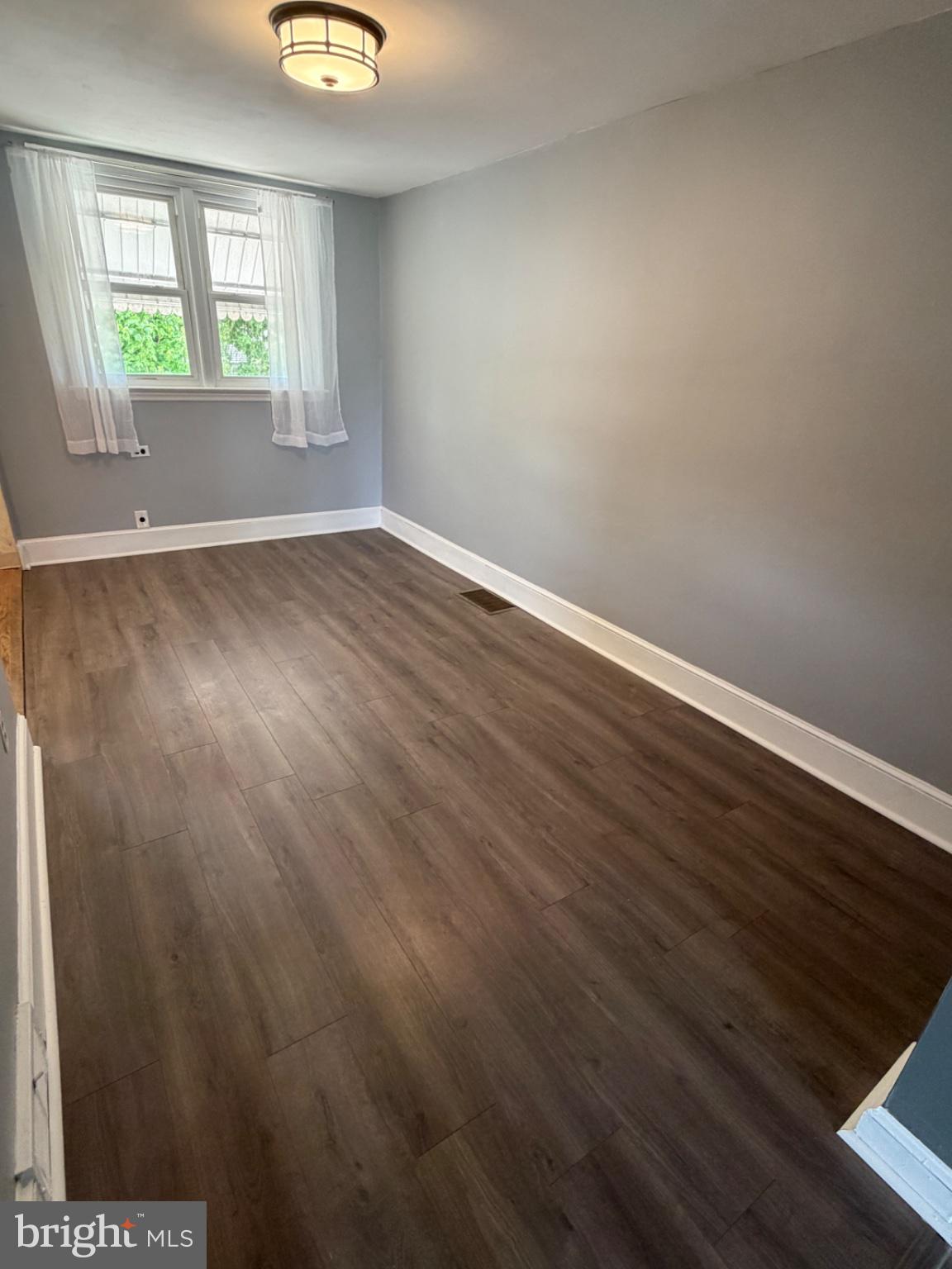 1034 Cedarwood Road Glenolden, PA 19036 - Photo 6 of 26 Bright and airy blank canvas space.