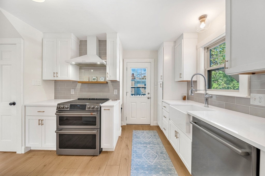 30 Pine Plain Road Wellesley, MA 02481 - Photo 10 of 39